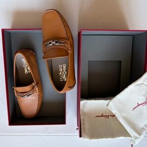Salvatore Ferragamo Tan Leather Loafers with Silver Accent Size  7,5